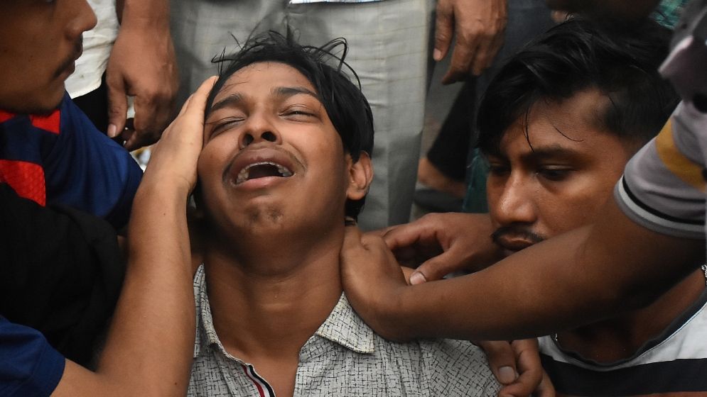 ইয়াবা সেবনের আসরে যুবককে গুলি করে হত্যা