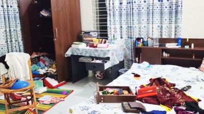 বিচারক দম্পতির বাসায় চুরি