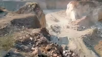 বেঙ্গালুরুতে ধসে পড়া শিলাখণ্ডের আঘাতে নিহত ৭