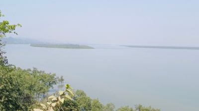 মিয়ানমারে ভয়াবহ বিস্ফোরণ, টেকনাফ সীমান্তে আতঙ্ক