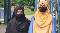 ২২ হাজার টাকায় এইচএসসি পরীক্ষার প্রবেশপত্র দেওয়ার প্রলোভন পিওনের