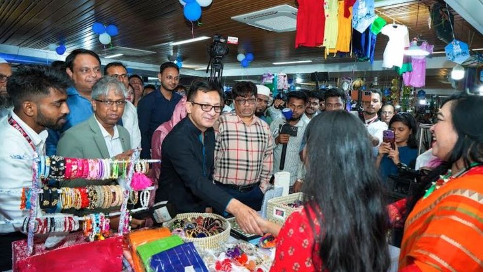 অর্থনীতিতে সিএমএসএমই খাতের অবদান ৬০ শতাংশে উন্নীত করতে সরকার বদ্ধপরিকর : শিল্পমন্ত্রী