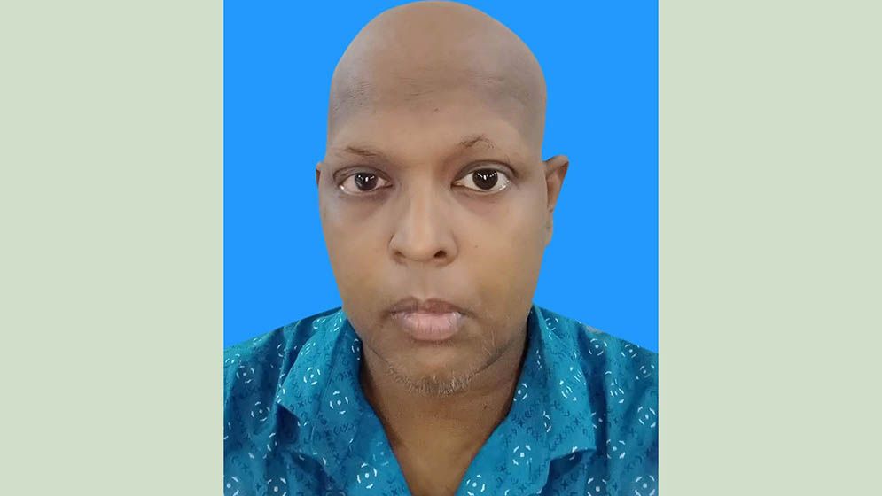 ক্যানসারের চিকিৎসা করতে গিয়ে সব শেষ, বাঁচতে চান তাপস