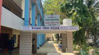 আদালতের আদেশে আবারও চেয়ারম্যানের চেয়ারে সিংগাইরের ৮ জনপ্রতিনিধি