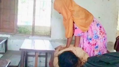 ডিমলায় শিক্ষার্থীকে দিয়ে শরীর ম্যাসাজ, ভিডিও ভাইরাল