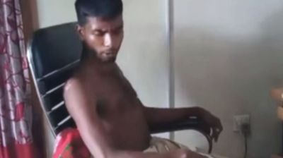 ‘আমি এই দেশের সিইও, কোটি কোটি টাকা আছে’