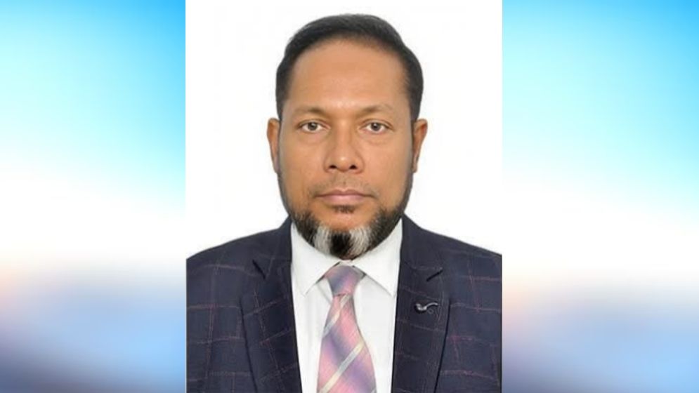 নিজেকে নিজে পদোন্নতি দেওয়া কুবি রেজিস্ট্রার আবারও যোগ দিলেন কর্মস্থলে