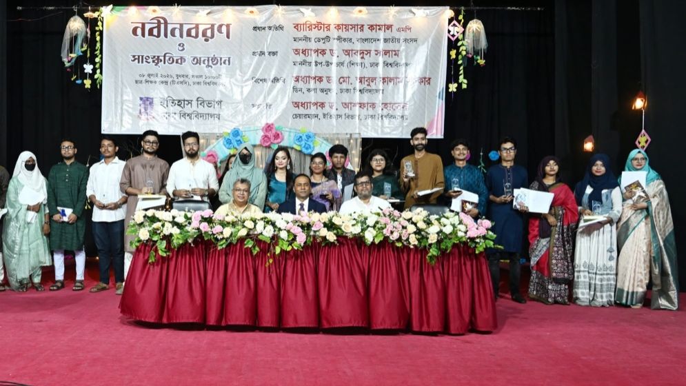 দেশের সংকটে ঢাকা বিশ্ববিদ্যালয় সবসময় জাতিকে পথ দেখিয়েছে: কায়সার কামাল