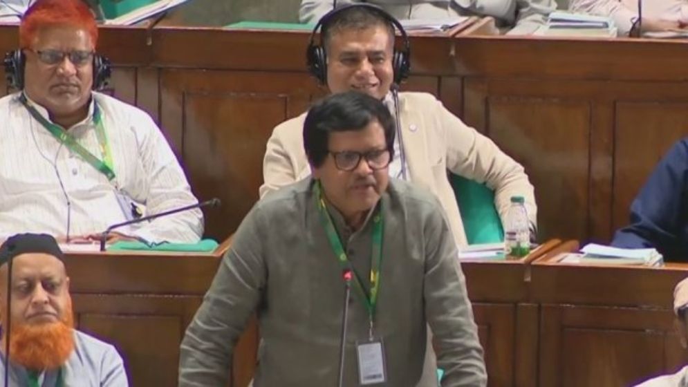গ্রামে গেলে বিদ্যুৎ ইস্যু আমাদের বিব্রত করে