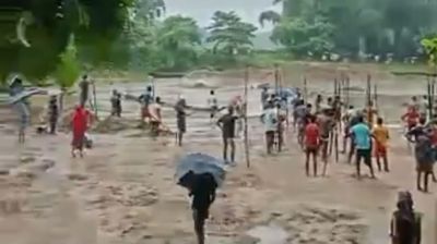 বালু উত্তোলন ঘিরে কলাবাগান রণক্ষেত্র, নারীসহ আহত অর্ধশতাধিক
