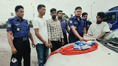 প্রাইভেটকারে ১৬ হাজার ইয়াবা, গ্রেফতার ২