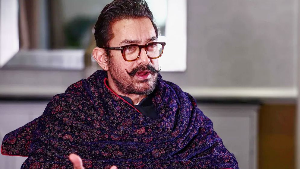 বিয়ের সপ্তাহ না ঘুরতেই সুখবর দিলেন আমির খান