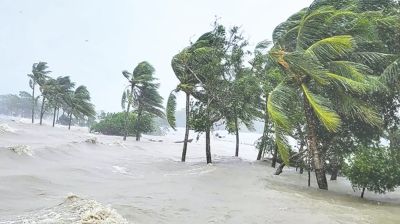 পাঁচ নদীর পানি বিপৎসীমার ওপরে, সাগরে সতর্কসংকেত