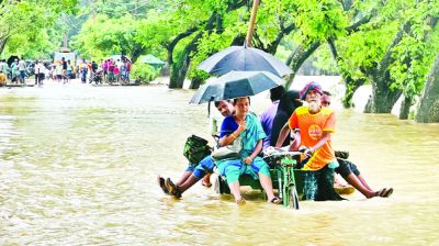পাহাড়ধসে প্রাণ গেল আরও সাতজনের
