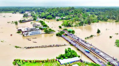 পানিবন্দি কয়েক লাখ মানুষ
