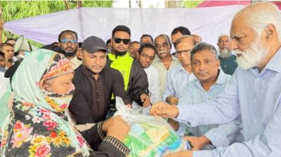 বন্যাদুর্গতদের প্রয়োজনীয় সহায়তা নিশ্চিতে কাজ করছে সরকার: দুর্যোগ প্রতিমন্ত্রী