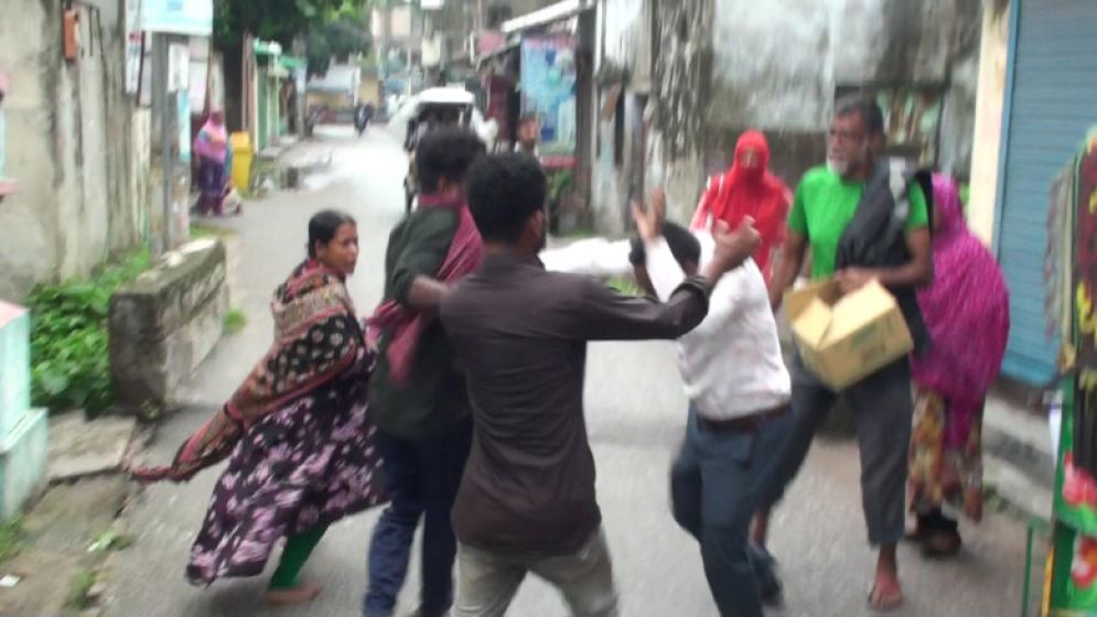 নাটোর মা ও শিশুকল্যাণ কেন্দ্রে নবজাতকের মৃত্যু, চিকিৎসকের ওপর হামলা-ভাঙচুর