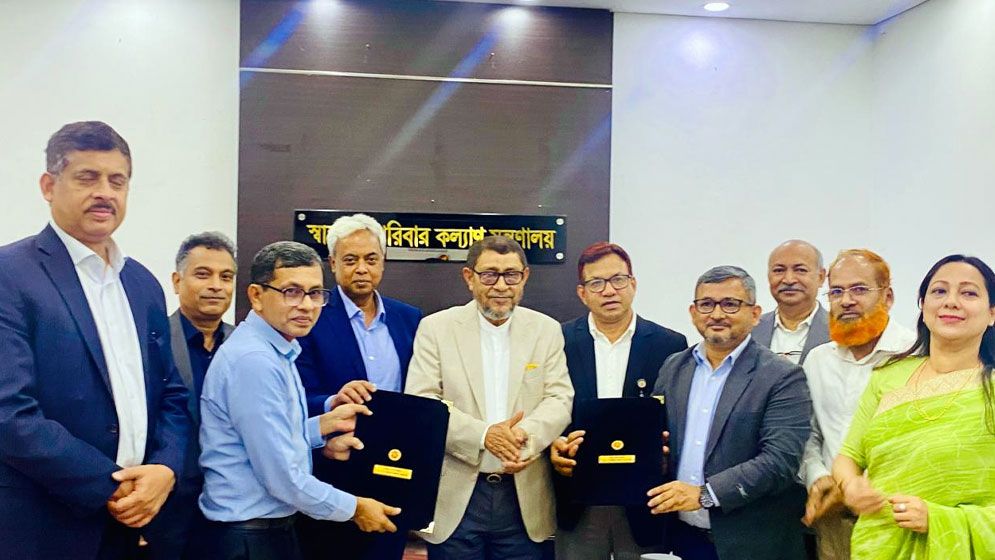 ক্যান্সার চিকিৎসায় নতুন মাইলফলক: রোগীদের দ্রুত ও উন্নত সেবা নিশ্চিতে সমঝোতা স্মারক