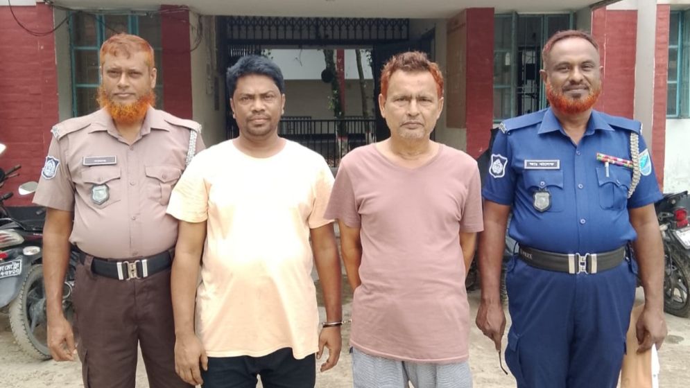মানিকগঞ্জে আ.লীগের দুই নেতা গ্রেফতার
