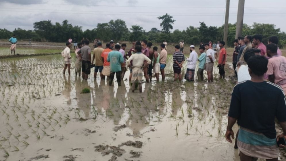 ফটিকছড়িতে বিদ্যুৎস্পর্শে ২ কৃষকের মৃত্যু