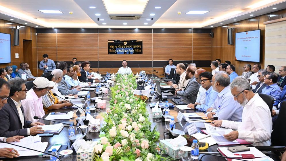 সরকারি হাসপাতালই যেন মানুষের একমাত্র ভরসার জায়গা হয়: প্রধানমন্ত্রী