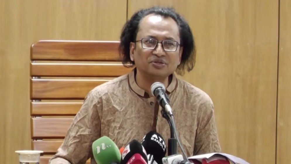 সাইবার বুলিং শক্ত হাতে দমনে সরকার বদ্ধপরিকর: তথ্য উপদেষ্টা