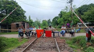 রাজশাহী-ঢাকা রেল যোগাযোগ বন্ধ, যা বললেন জিএস সালাউদ্দিন আম্মার