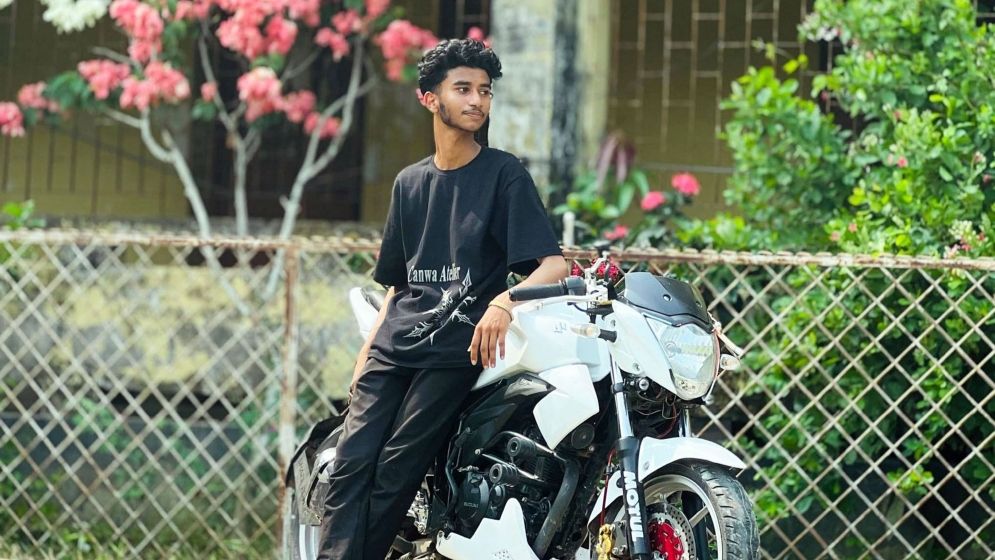 ফরিদগঞ্জে সড়ক দুর্ঘটনায় এসএসসির ফলপ্রত্যাশী নিহত, আহত ৪