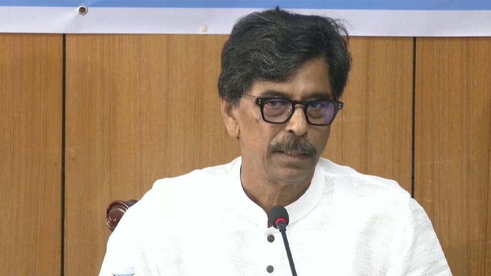 পেঁয়াজ সংরক্ষণে কৃষকদের আরও ১৫ হাজার ‘এয়ার ফ্লো’ মেশিন দেবে সরকার