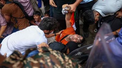 দিল্লিতে পুলিশের সঙ্গে বিক্ষোভকারীদের সংঘর্ষ, ইন্টারনেট বন্ধ