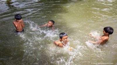 সাঁতার হোক ‘সপ্তম টিকা’