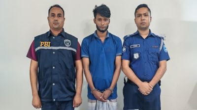 বিয়ের জন্য চাপ দেওয়ায় পোশাককর্মীকে হত্যা