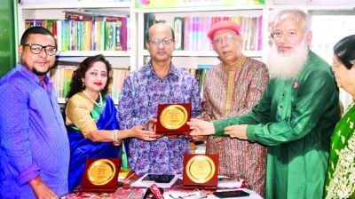 আলোকিত সমাজ গড়তে বইপড়ার বিকল্প নেই: আবদুল হাই শিকদার