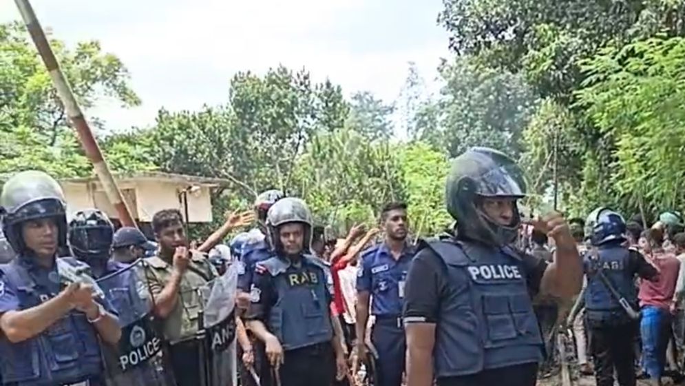 ভৈরবে দুই গ্রামবাসীর সংঘর্ষে নিহত ১, আহত অর্ধশতাধিক