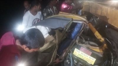 রাজবাড়ীতে ট্রেনের সঙ্গে তিন যানবাহনের সংঘর্ষ, নিহত ১