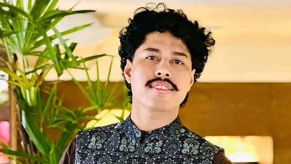 নতুন আতঙ্ক কে এই ডেভিড ইমন