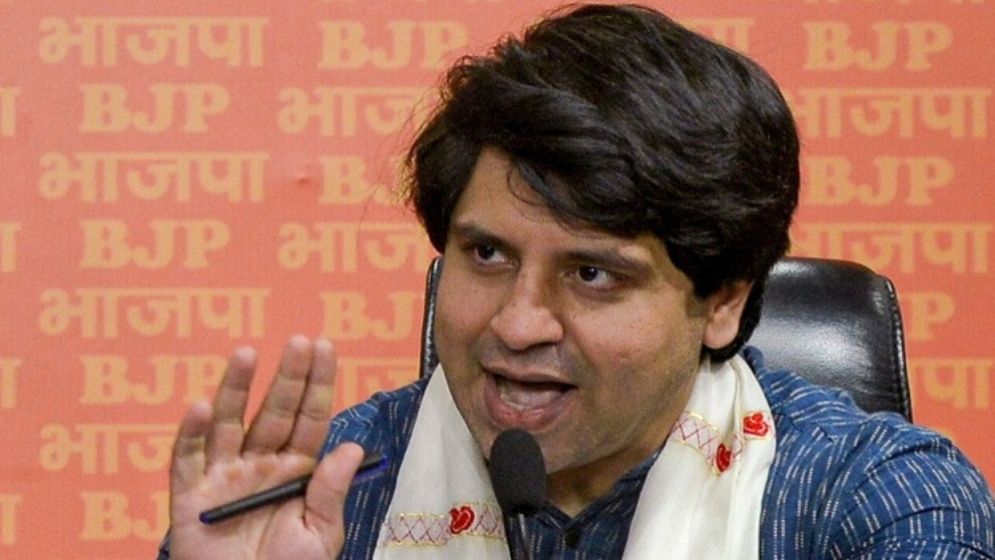 পদত্যাগ করলেন বিজেপির জাতীয় মুখপাত্র শেহজাদ