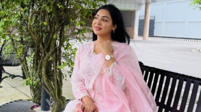 ‘তোমাকে ছাড়া এখনো বেঁচে আছি’—কার অপেক্ষায় দিন গুনছেন প্রভা?