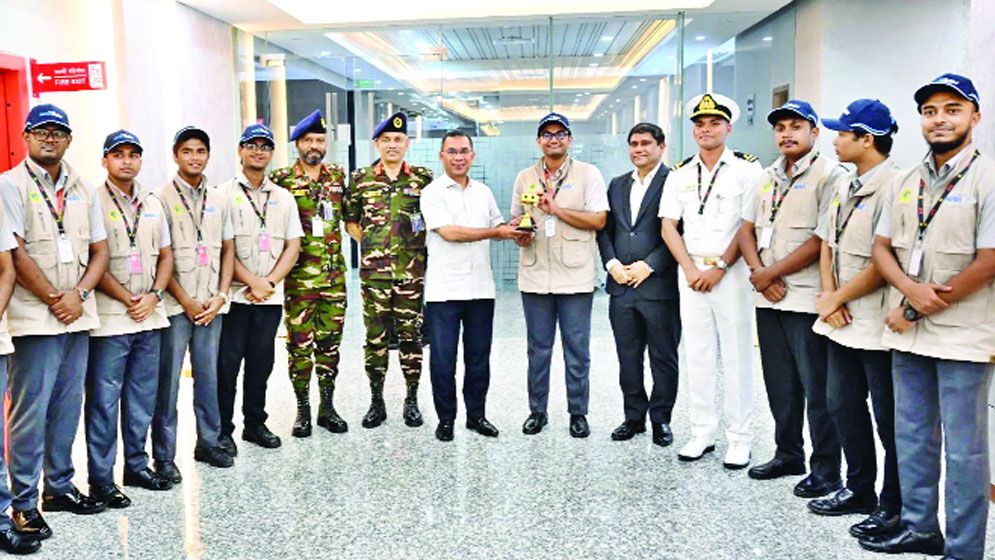 ঢাকার চারপাশে নৌপথ সচল করার নির্দেশ প্রধানমন্ত্রীর