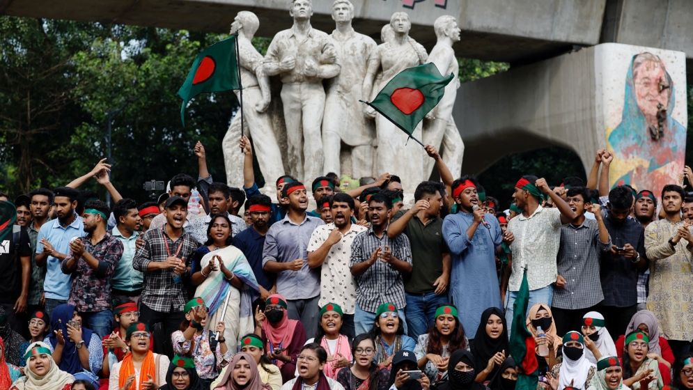 আমরা তার ছলনায় ভুলব না