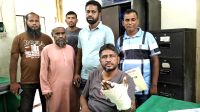 হাতুড়িপেটা করে শ্রীপুর যুবদল আহ্বায়কের হাত ভেঙে দিলেন সদস্য সচিব