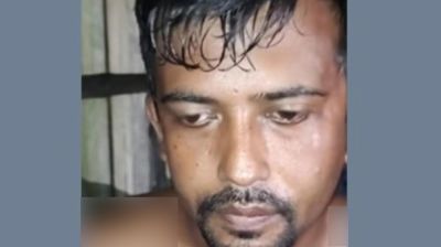 নারীর ঘর থেকে বস্ত্রহীন অবস্থায় যুবদল নেতা আটক