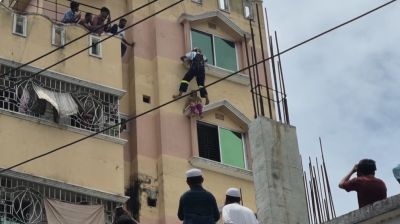 মাদ্রাসা থেকে পালাতে যে কাণ্ড ১০ বছরের শিশুর