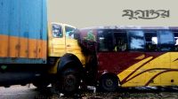 যাত্রীবাহী বাসে ট্রাকের ধাক্কা, চালকসহ নিহত ২