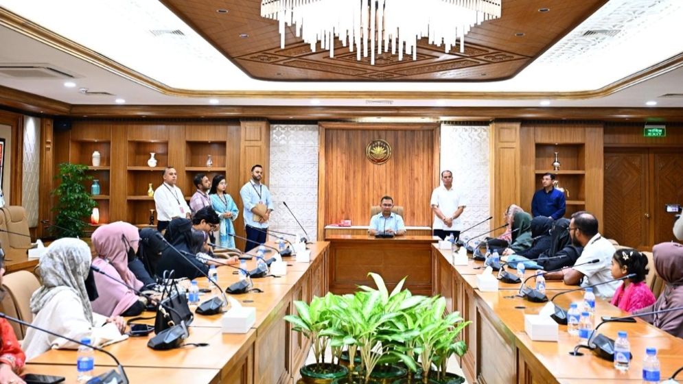 সবার সম্মিলিত প্রচেষ্টায় সুন্দর বাংলাদেশ গড়তে চাই: প্রধানমন্ত্রী
