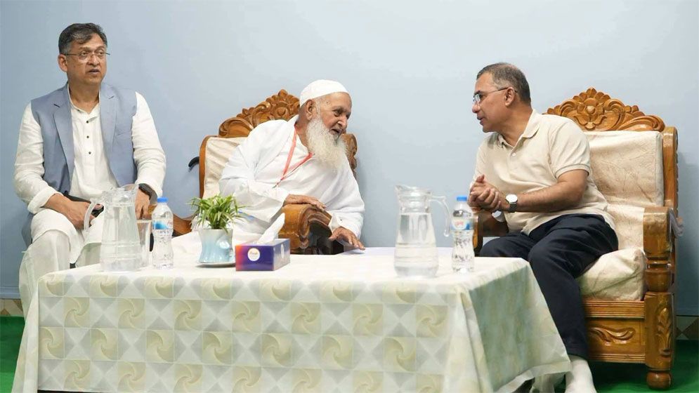 প্রধানমন্ত্রীর কাছে ৯ দাবি হেফাজতের
