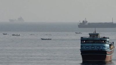 ইরান-ওমান চুক্তিতেও খুলবে না হরমুজ