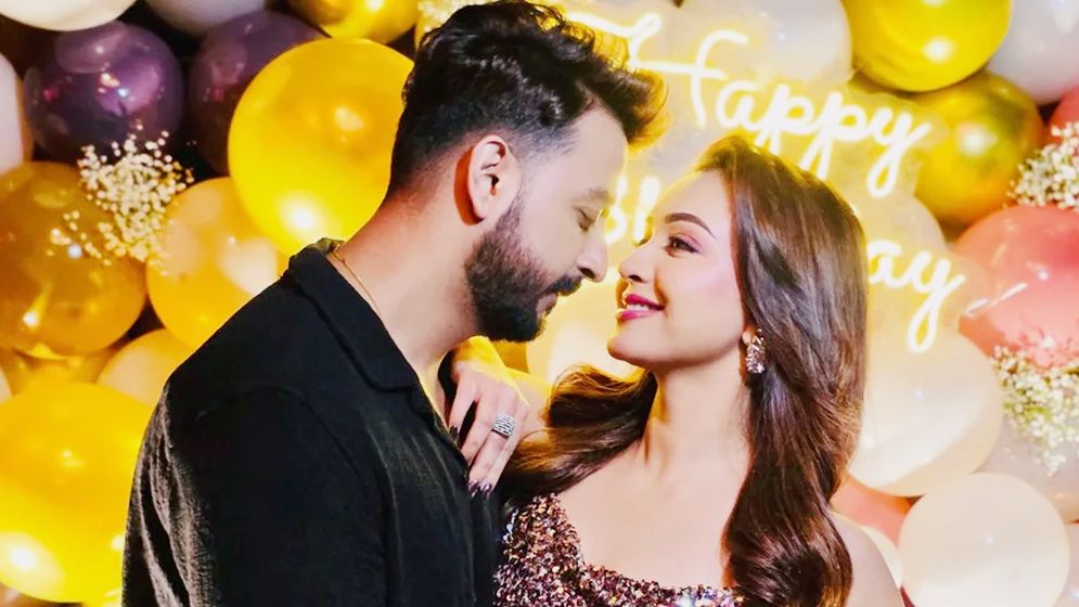 ‘তুমিই আমার সব’— বয়ফ্রেন্ড বনির জন্মদিনে আদুরে বার্তা কৌশানির