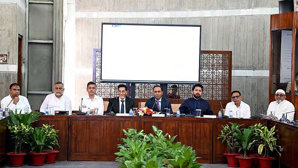 রাষ্ট্রপতি নির্বাচনে দলের বাইরে কাউকে ভোট দিলে সংসদ সদস্য পদ বাতিল
