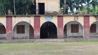৭ শিক্ষকের স্কুলে ৮ শিক্ষার্থী, এসএসসিতে সবাই ফেল